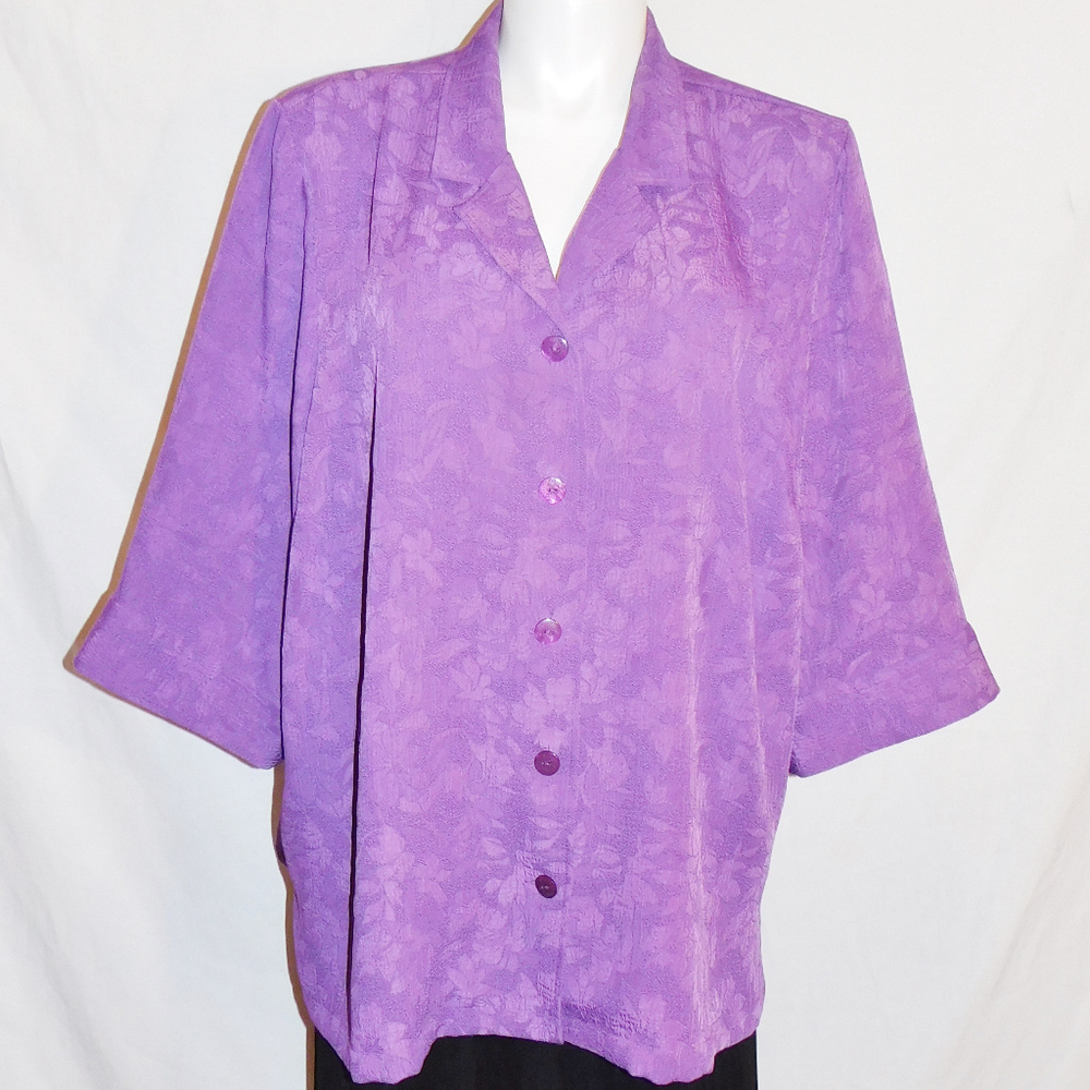 3X Maggie Barnes Purple Floral Embossed Top EUC